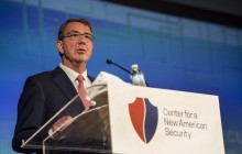 Vystúpenie ministra obrany USA Cartera – „Networking Defense in the 21st Century“