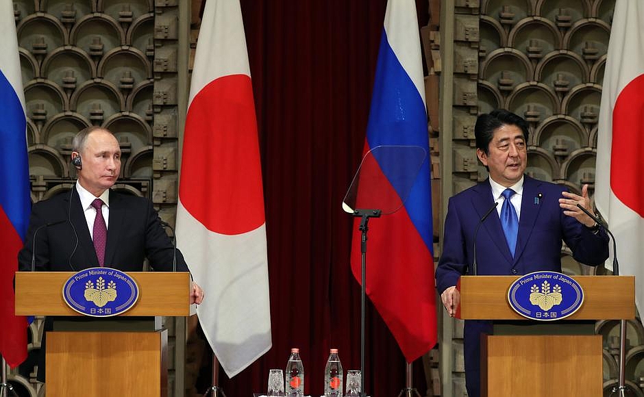 Tlačová konferencia prezidenta RF V. Putina a premiéra Japonska S.Abeho /plné znenie/