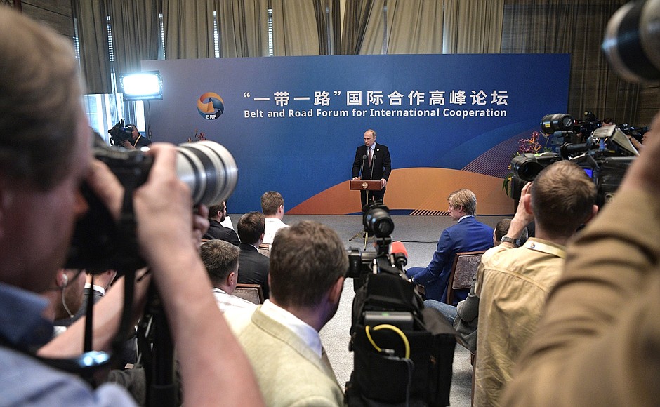Tlačová konferencia V. Putina po návšteve Číny /plné znenie/