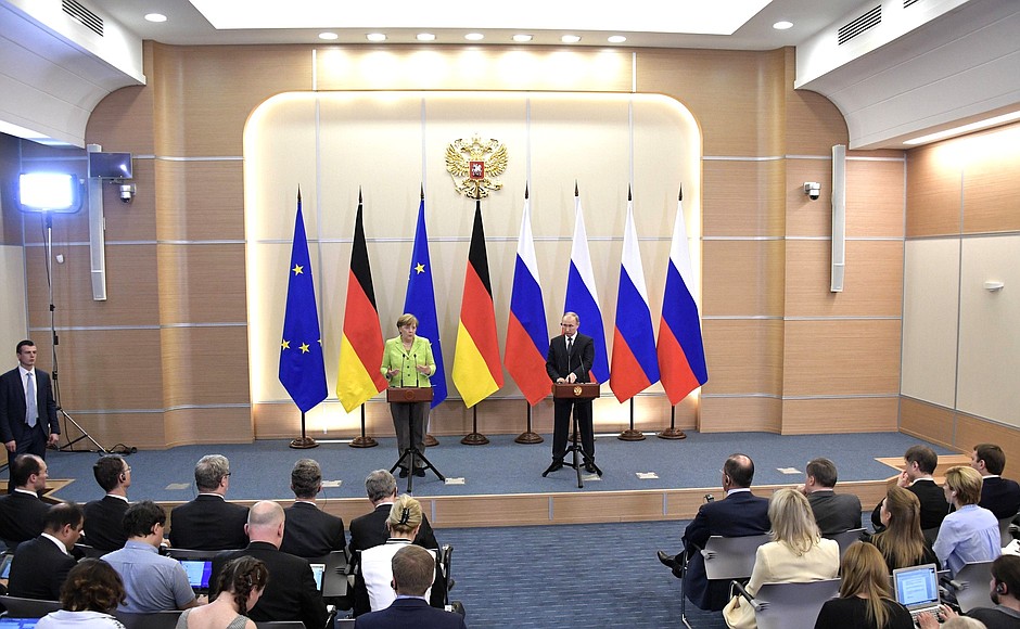 Spoločná tlačová konferencia V. Putina a A. Merkelovej /plné znenie/