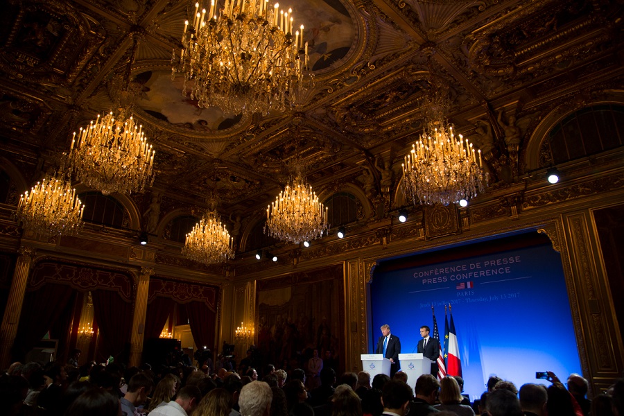 Spoločná tlačová konferencia prezidentov Francúzska a USA